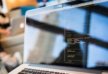 Die besten Laptops für Entwickler 2026: Leistung, Akku & Linux-Tauglichkeit