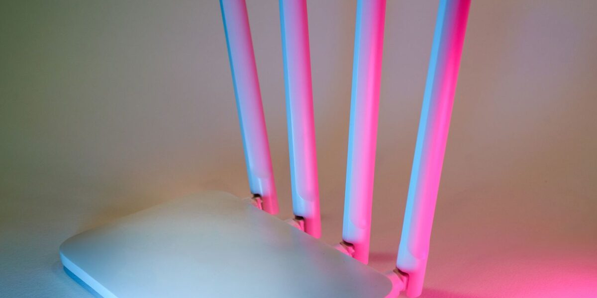 Mirai-Variante Evooo1Bot: Neues Router-Botnet zielt auf Heimgeräte