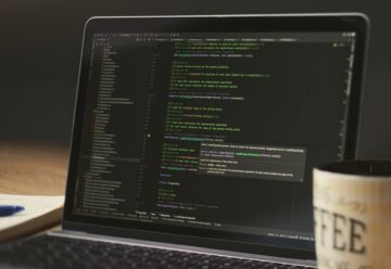 Cognition SWE-2: Coding-Modell auf Kimi-K3-Basis erreicht fast Frontier-Niveau – zu 64 Prozent geringeren Kosten