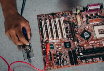 Microsoft Digital Defense Report 2026: Angreifer sind beim KI-Start vorn